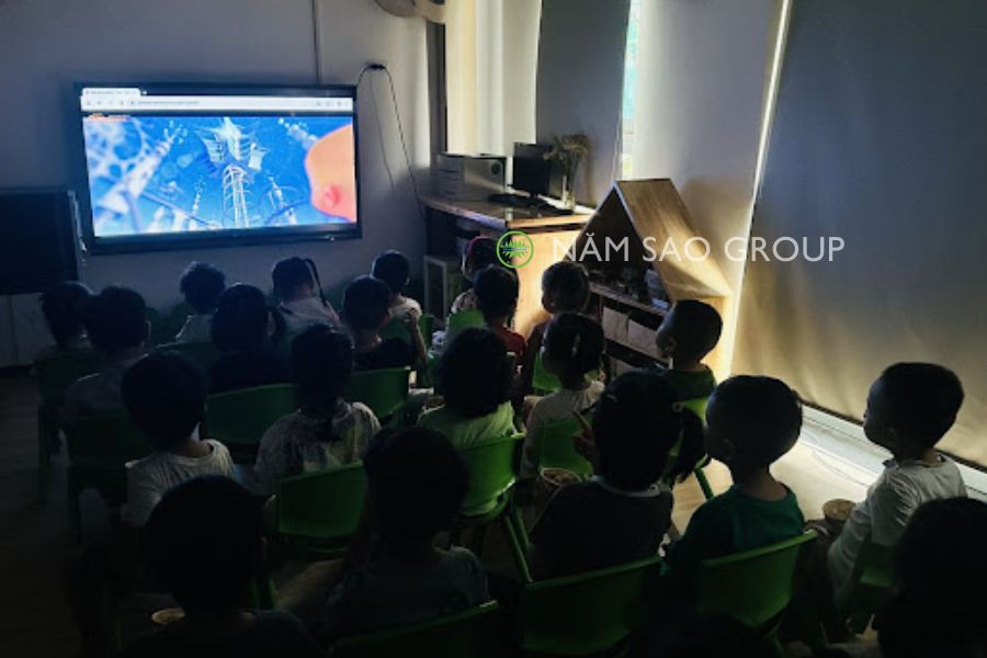 Trang trí rạp chiếu phim mầm non