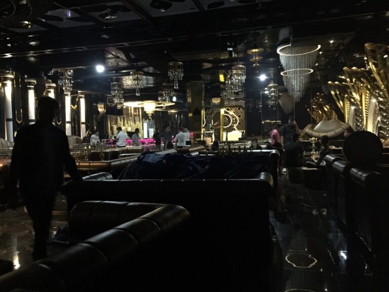 du-an-aura-lounge-sai-gon (12)