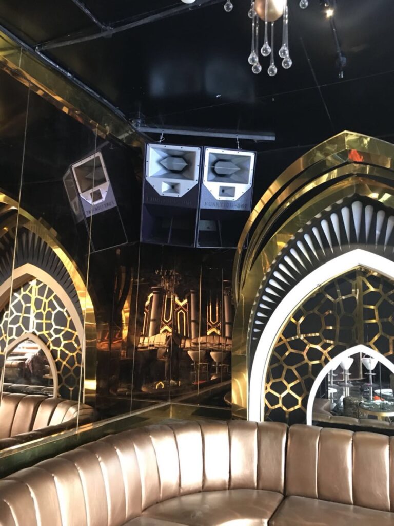 du-an-aura-lounge-sai-gon (5)