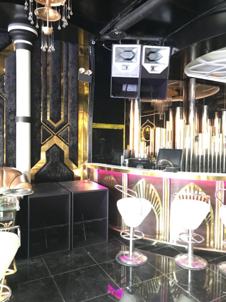 du-an-aura-lounge-sai-gon (7)