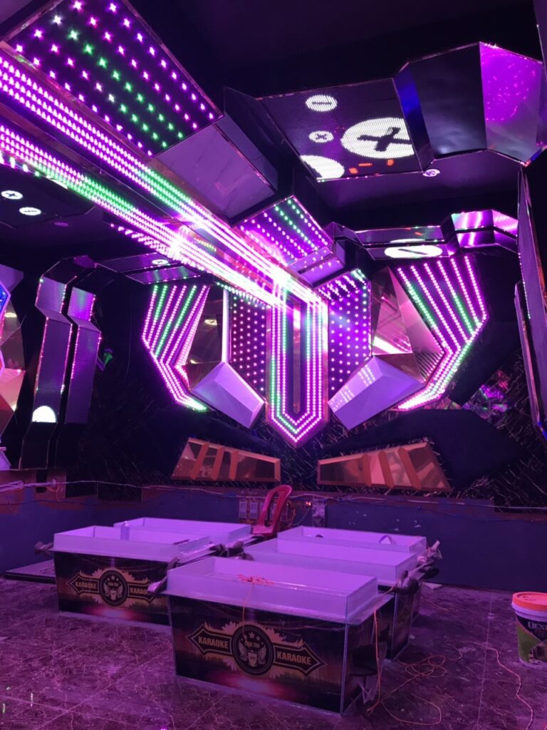karaoke-chan-tinhben-tre (11)