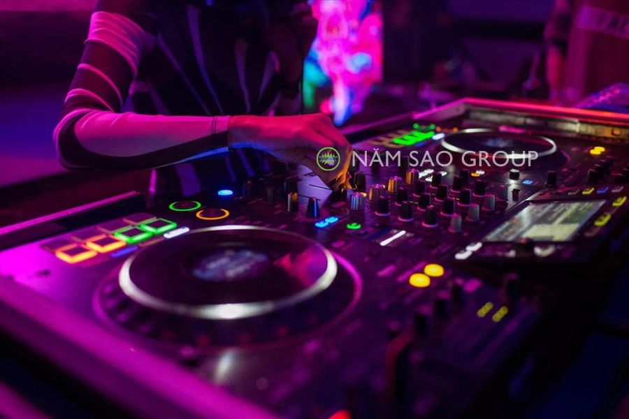 Big Room House